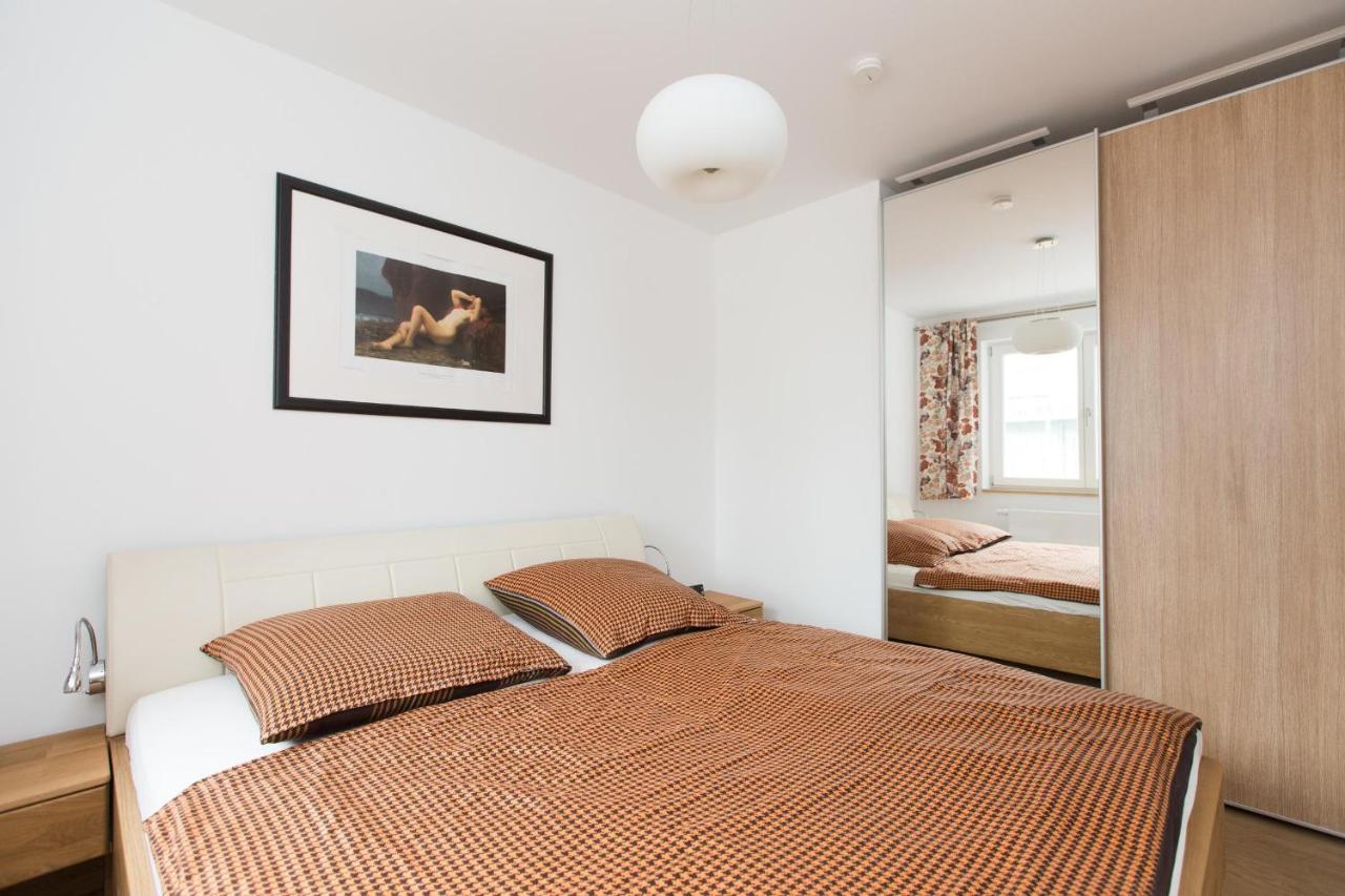 Hafendorf Haus 7 Apartment 5 Nr 89 Parkplatz Am Haus 플라우암시 외부 사진