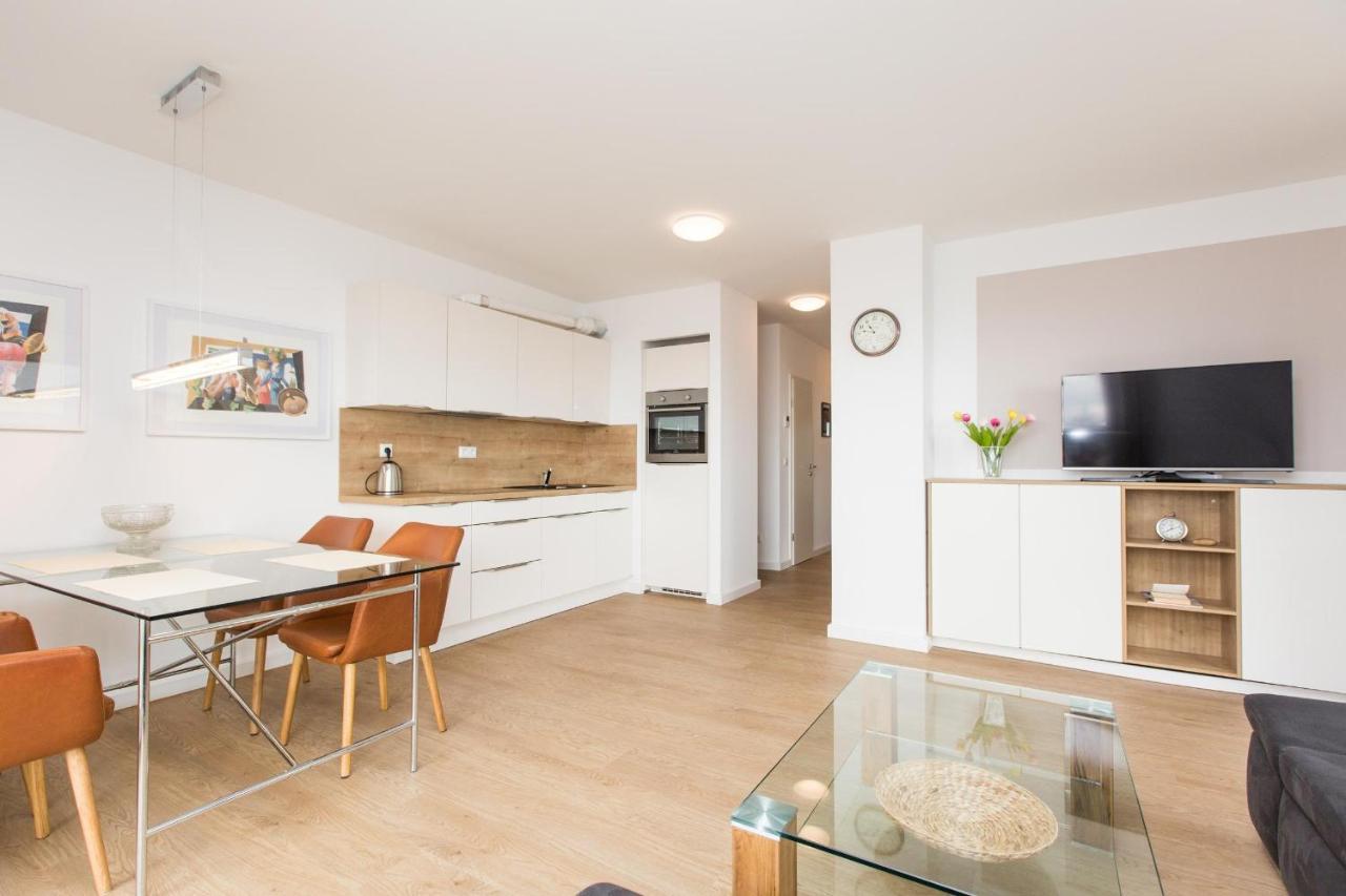 Hafendorf Haus 7 Apartment 5 Nr 89 Parkplatz Am Haus 플라우암시 외부 사진